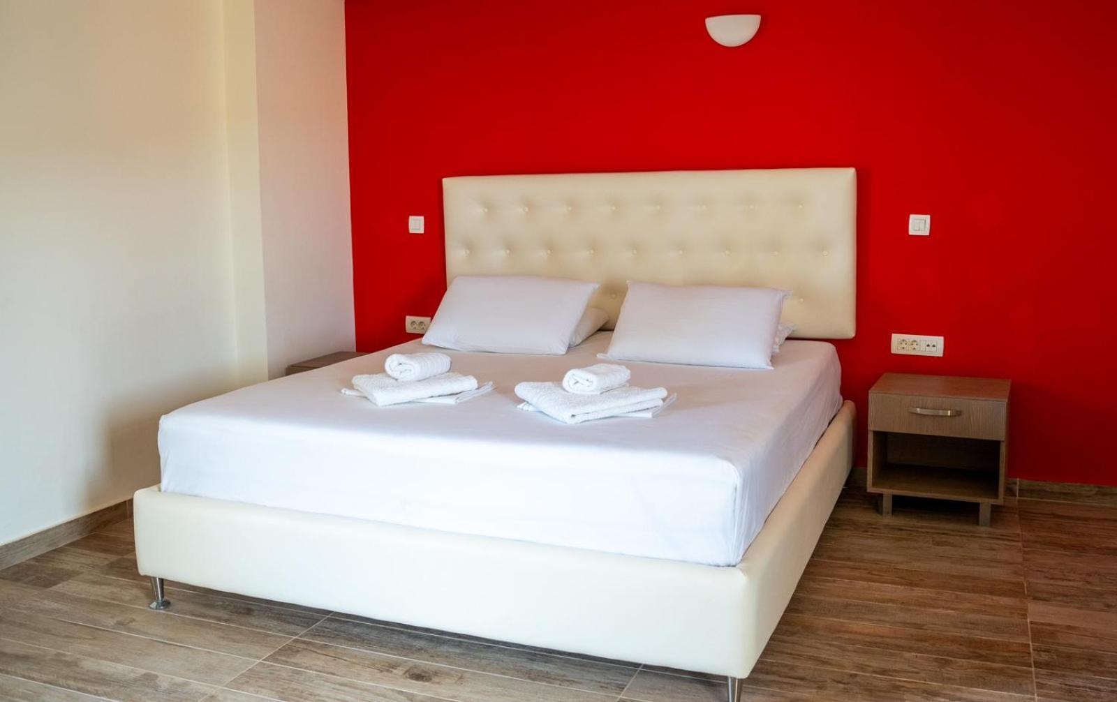 פרדיקה Coralli Hotel מראה חיצוני תמונה
