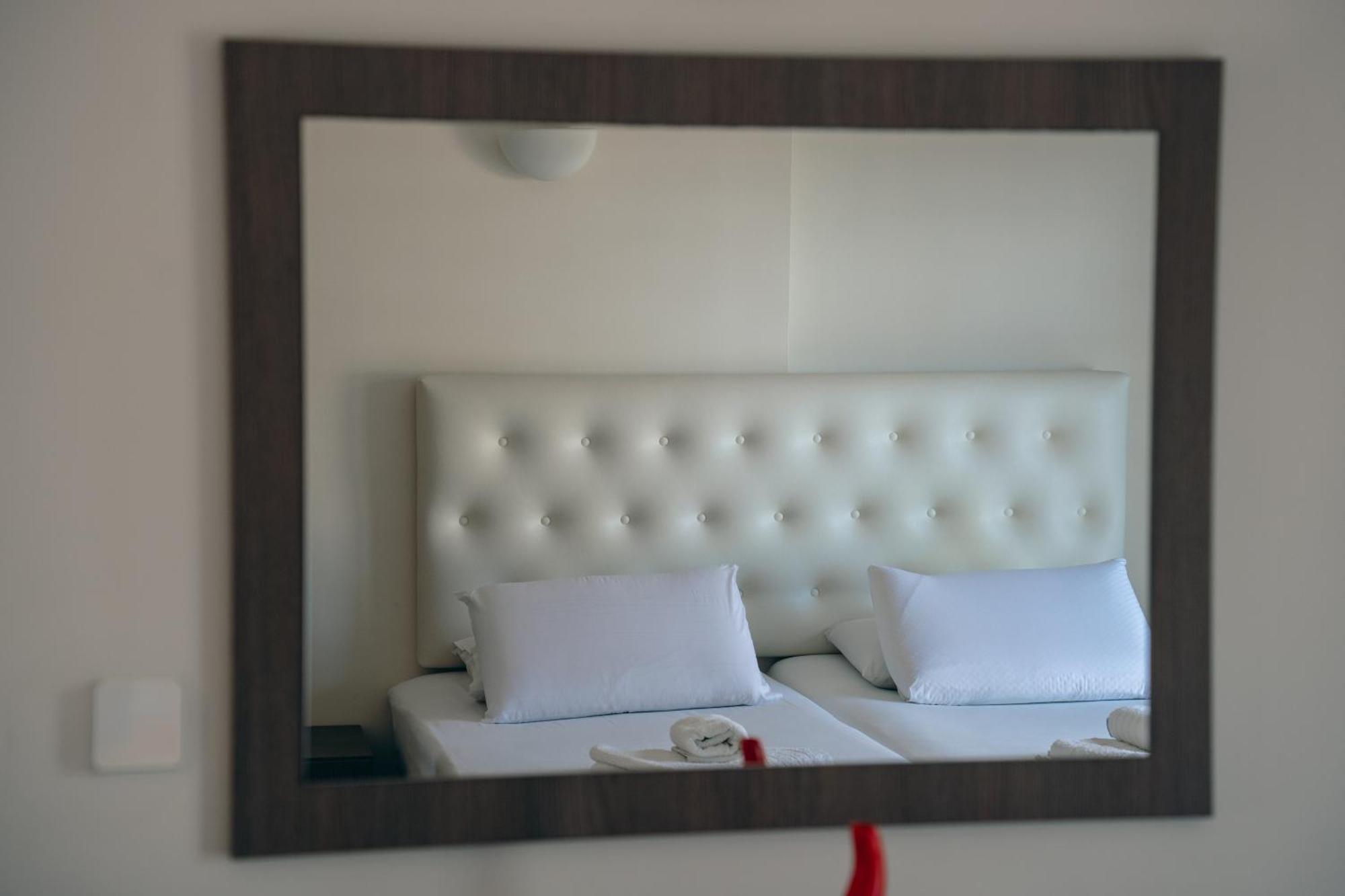 פרדיקה Coralli Hotel מראה חיצוני תמונה